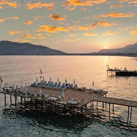 Day One & - Adult Only Otel